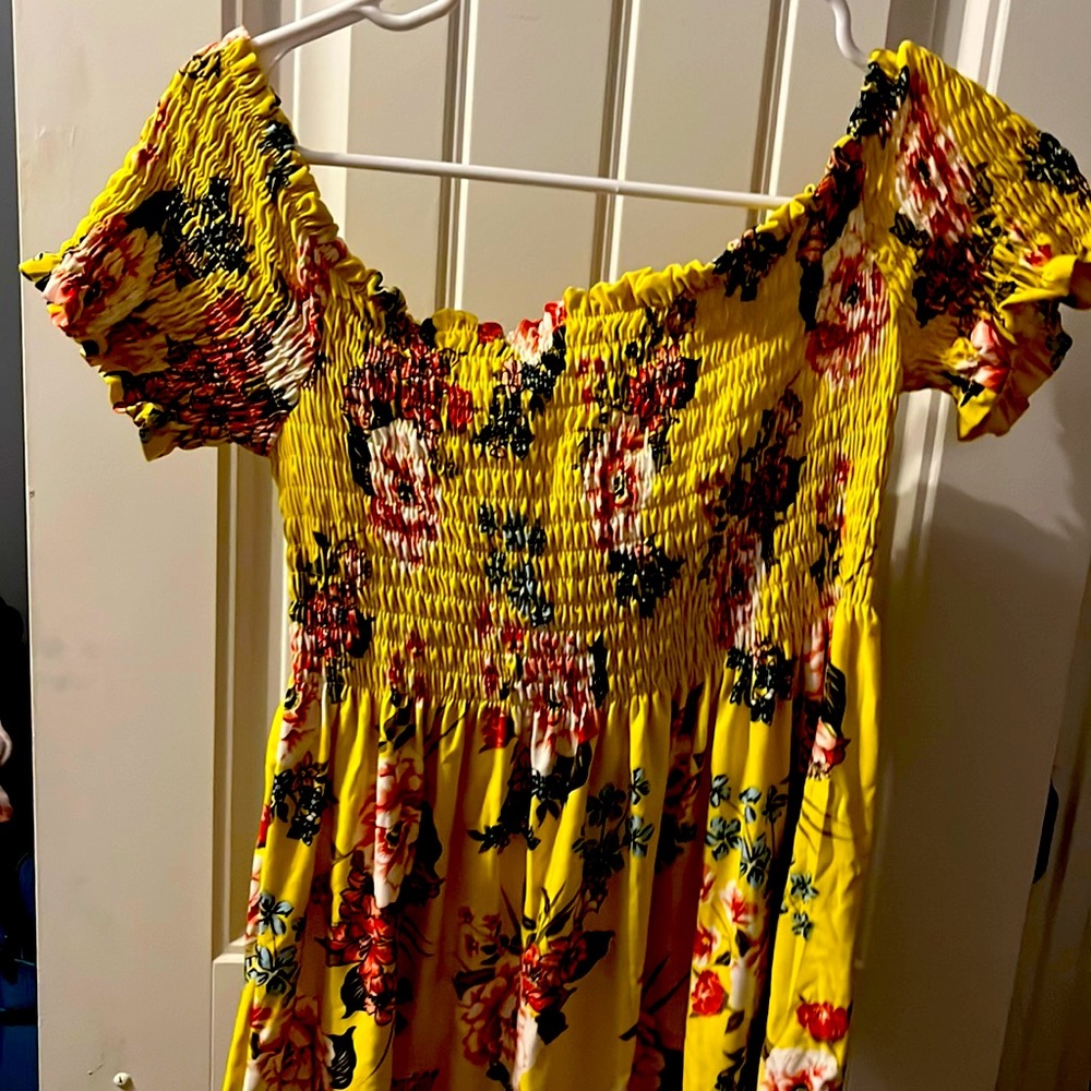 Light weight blouse never worn